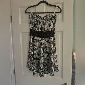 Elegant Floral Black and White Mini Dress